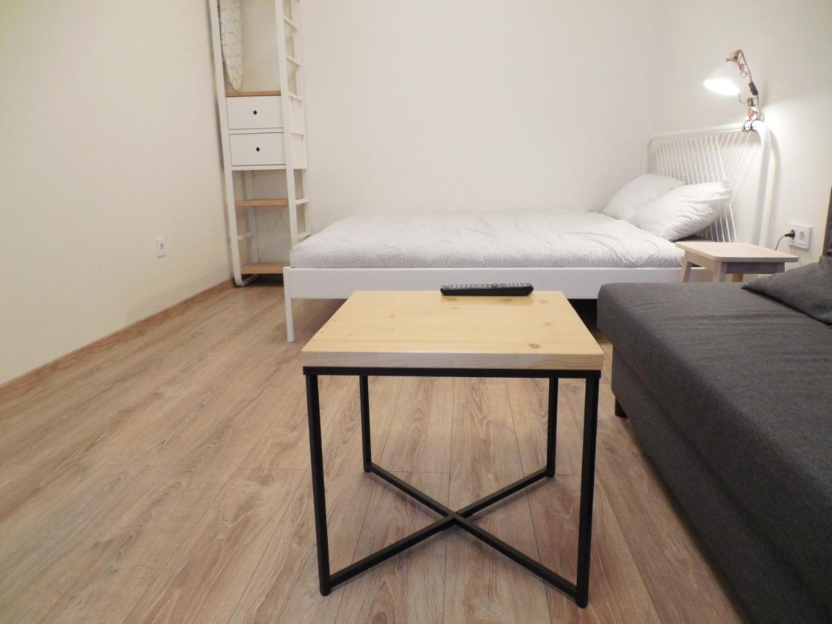 Old Town Center Studio Apartment Klaipeda Ngoại thất bức ảnh